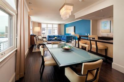 د وز گرانت آلوکسوری کالکشن هتل سان دیگو