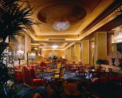 د وستین پالاس میلان