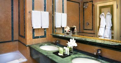 د وستین پالاس میلان