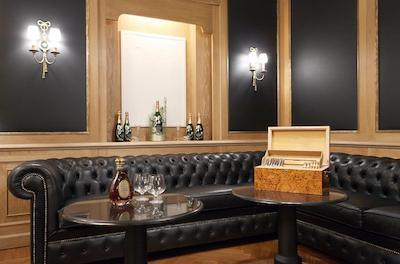 د وستین پالاس میلان