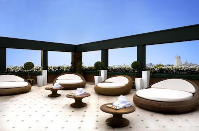 د وستین پالاس میلان