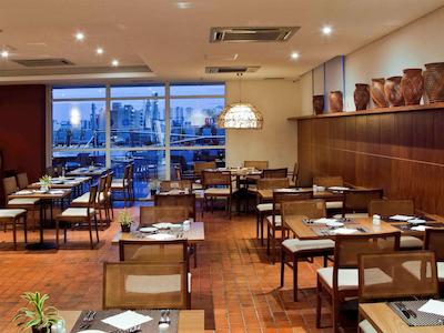 کاسار بوسینز ماناوز