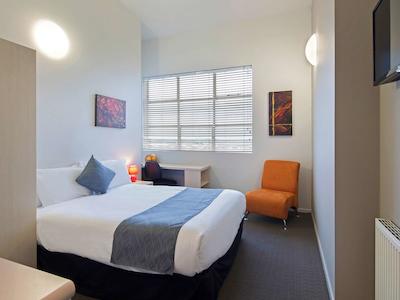 هتل ایبیز استیلز اینورکارجیل