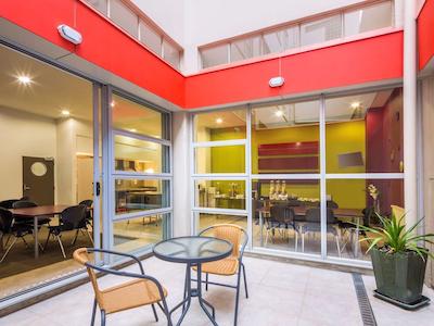 هتل ایبیز استیلز اینورکارجیل