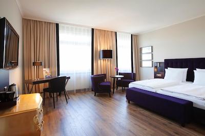 استیجنبرجر هتل دورینجر هف