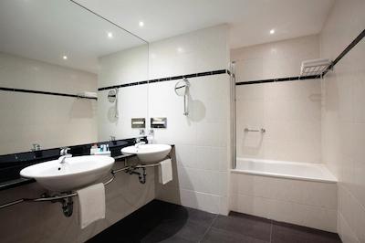 استیجنبرجر هتل دورینجر هف