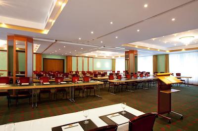 استیجنبرجر هتل دورینجر هف