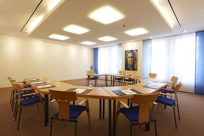 استیجنبرجر هتل دورینجر هف