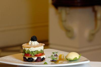 د وستین اسیدنی