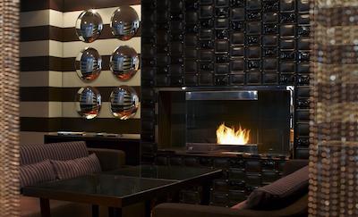 د وستین اسیدنی