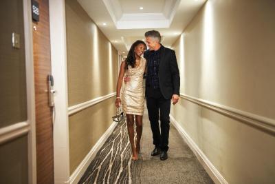 امبا هتل چارینگ کرز