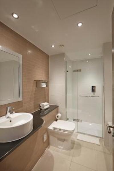 امبا هتل چارینگ کرز