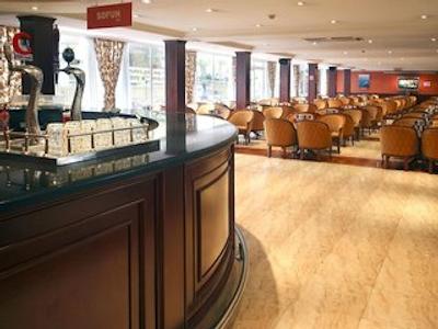 سُل پلکانز اُکاز