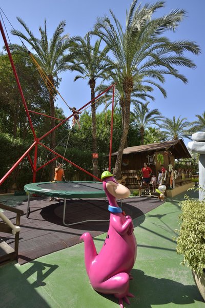 سُل پلکانز اُکاز