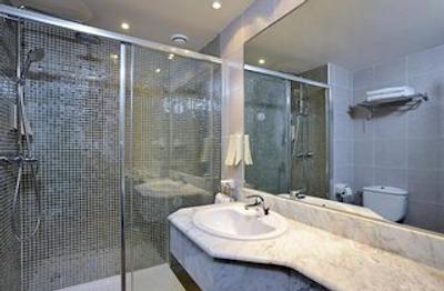 سُل پلکانز اُکاز