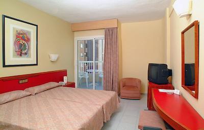 سُل پلکانز اُکاز