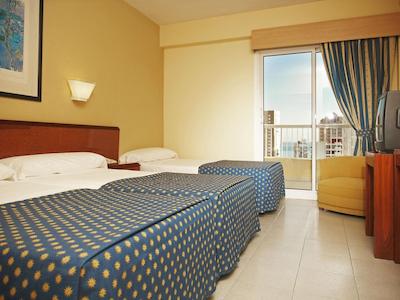 سُل پلکانز اُکاز