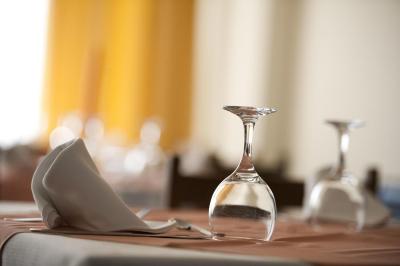 اُسینیز هتل