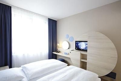 ه2 هتل برلین آلکساندرپلاتز