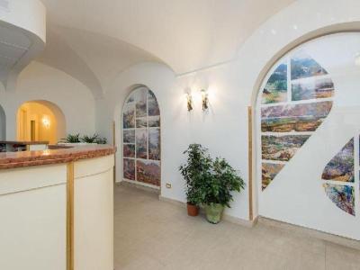 دموز کلسئو هتل