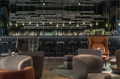 متل اُن درسدن-پالیسپلاتز