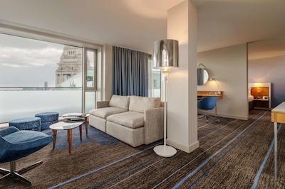 دوبلتری بای هیلتون لندن-تور اُف لندن