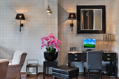 تریپ بای ویندهام لوبک اکوامارین