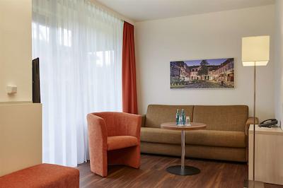 ه- هتل گوسلار