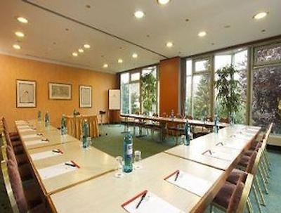 ه- هتل گوسلار