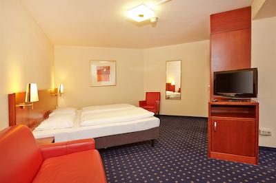 ه- هتل گوسلار