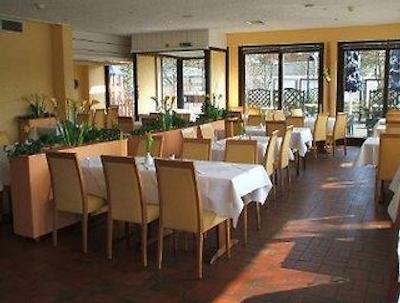 هاوز ویر جاهرسزیتن این هاهننکلی ام اسی