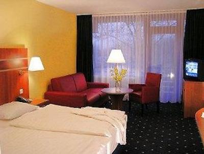 هاوز ویر جاهرسزیتن این هاهننکلی ام اسی