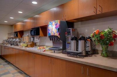 سرویس پلاس اینز اند سویتز