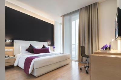 سامرست سوخومویت تونگلور بانکوک