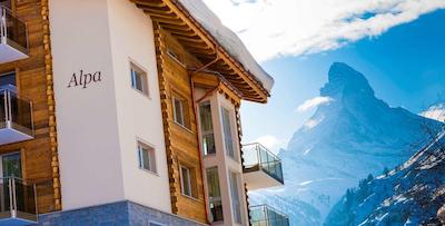 ماتهیل بوتیک هتل