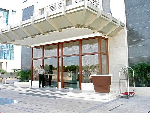 د فرن هتل جیپور