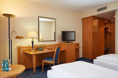 ه- هتل ماگدبورگ