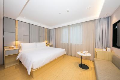 پیائو هوم این بیجینگ گومائو ایست