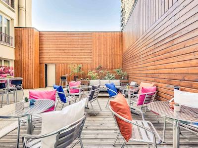 مرکور پاریز باستیل ماریز هتل