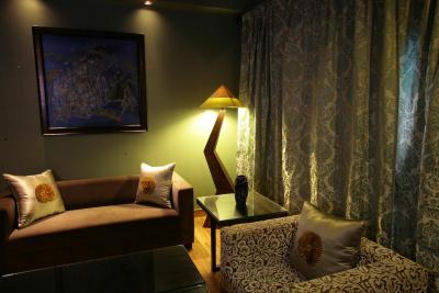 جوستا گورگان هتل