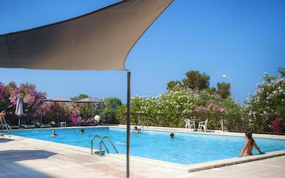 رسیدنس لز کالانکز