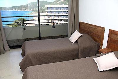 رسیدنس لز کالانکز