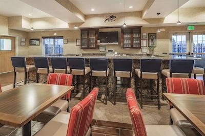 کمفرت سویتز انچراج آیرپرت