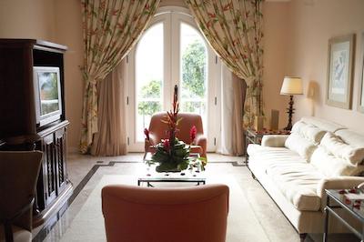 ترپیکال ماناوز اکریزرت