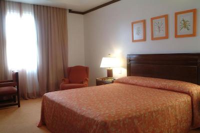 ترپیکال ماناوز اکریزرت