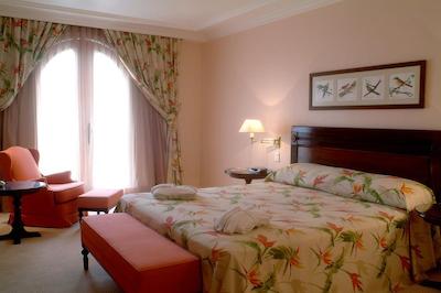 ترپیکال ماناوز اکریزرت