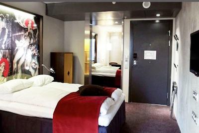 کمفرت اسکوار