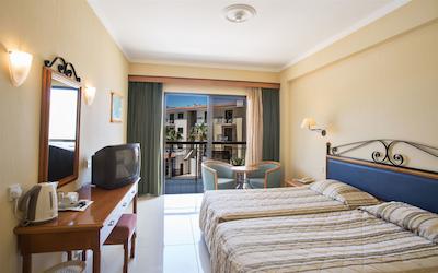 تسُکز گاردنز هتل