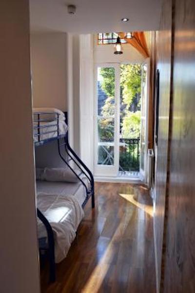 بارکستون رومز