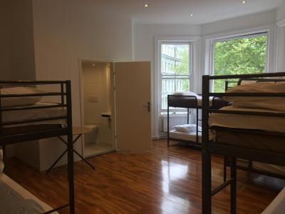 بارکستون رومز